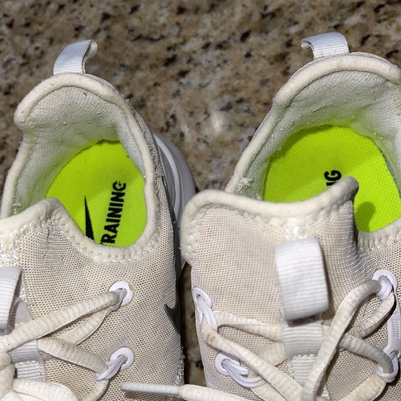 Nike Free Training 8 - Picture 2 of 8